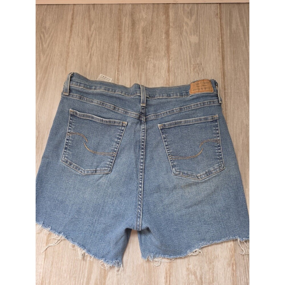 Levi Strauss Signature Heritage High Rise Straight Denim Short Distressed 16 EUC - Picture 8 of 8